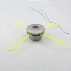 Tête De Débroussailleuse De Rechange Universelle En Aluminium Argenté Pour Débroussailleuse Avec Entretoises En Corde En Nylon Pour Jardin, Pelouse, Patio,Irisfr,1 Pcs 11 Tête De Débroussailleuse De Rechange Universelle En Aluminium Argenté Pour Débroussailleuse Avec Entretoises En Corde En Nylon Pour Jardin, Pelouse, Patio,Irisfr,1 Pcs -DĂ©broussailleuse Soldes Magasin 50943392 5